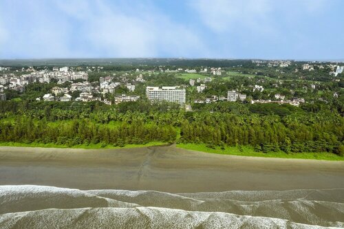 Гостиница Vivanta Goa, Miramar в Панаджи