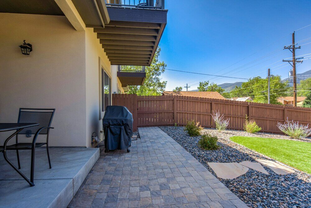 Фото 4bdpikes Peak Viewsminutes to Hiking & Dining!!