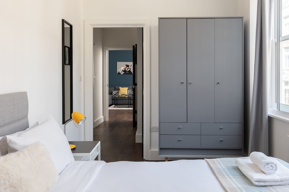 Фото Home. ly London Liverpool Str Apartments