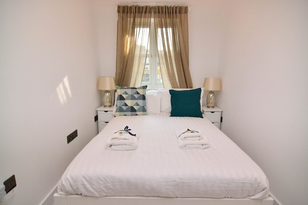 Фото Macarena Wharf Apartments