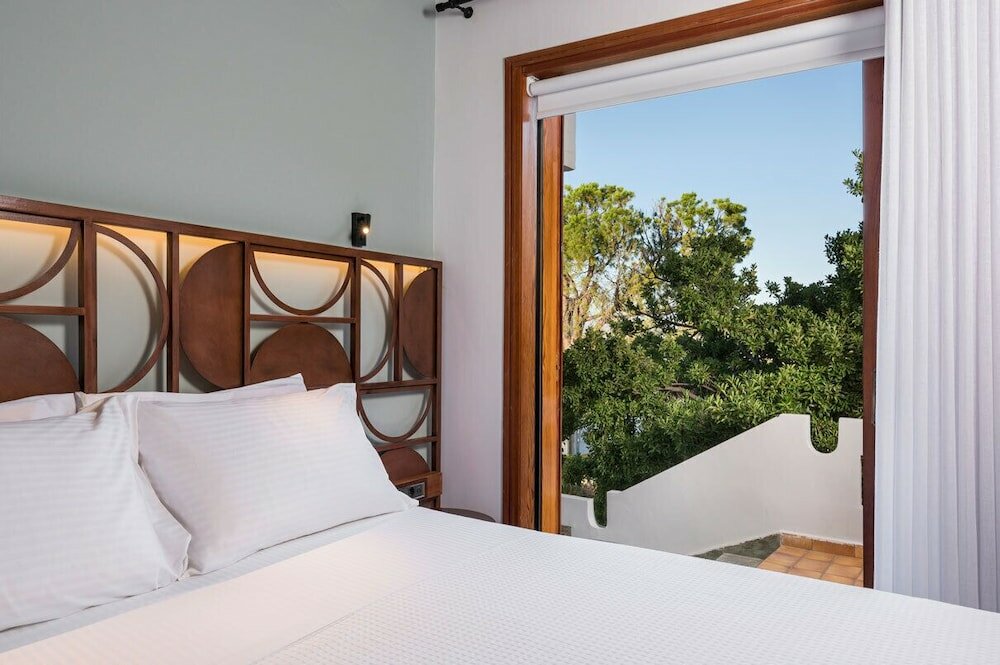 Фото Azatis Luxury Villa