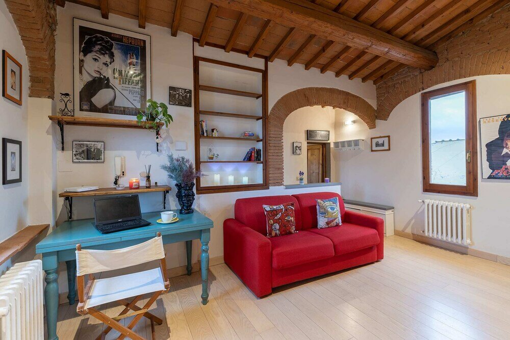 Фото Sanzanobi Nest-hosted by Sweetstay