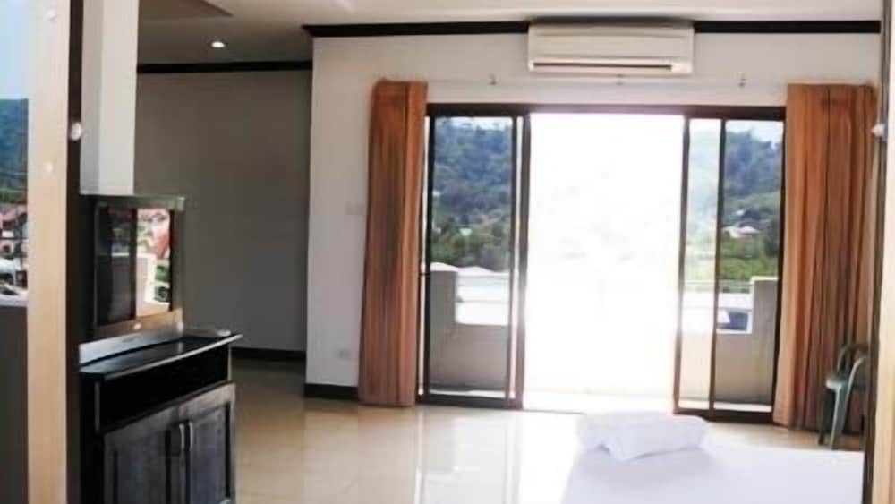 Фото Kamala Phuyai Resort