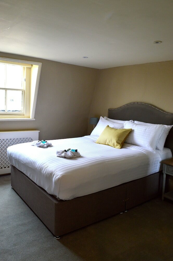 Фото The Crown Pub & Guesthouse