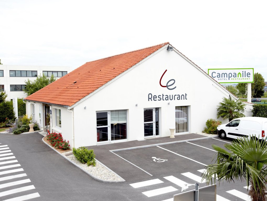 Фото Hotel Campanile Lyon Est Bron Eurexpo