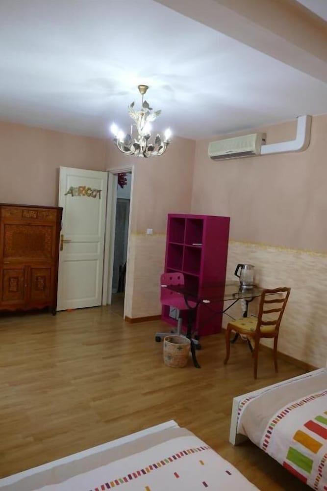 Фото Chalet de Paris