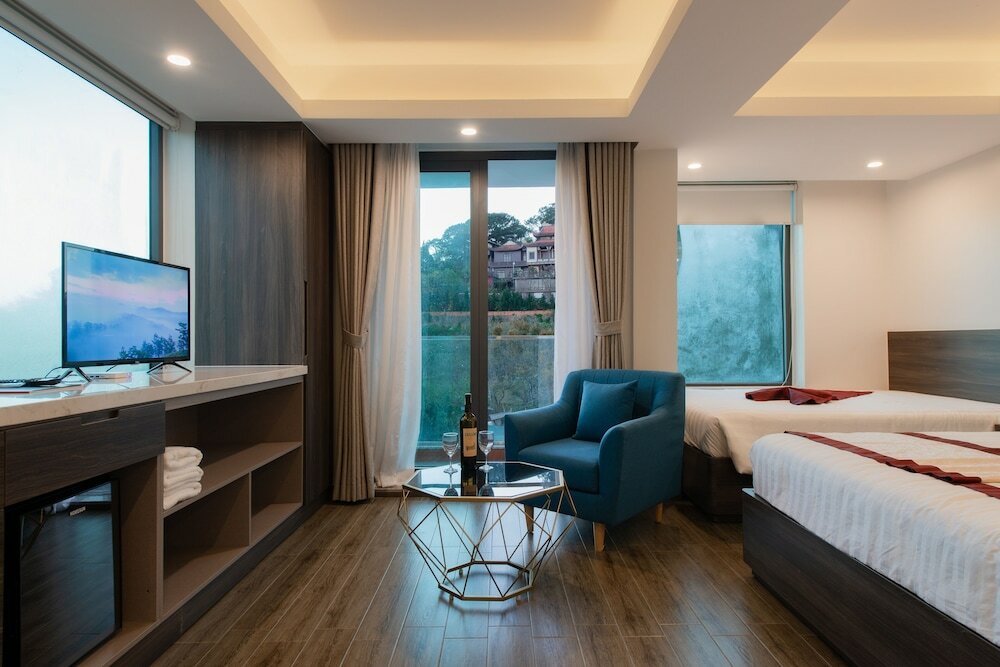 Фото отеля 1