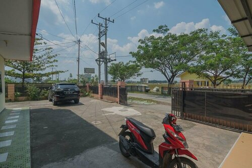 Гостиница RedDoorz near Politeknik Negeri Medan
