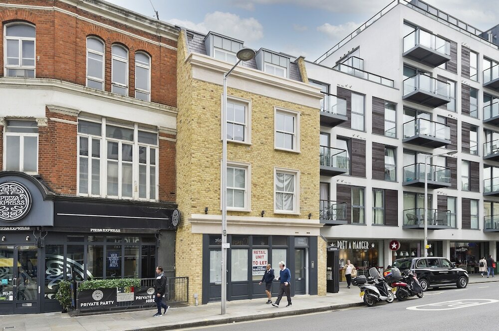 Фото отеля 1