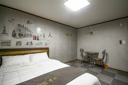 Гостиница Jeonju Uadong Scent в Чонджу