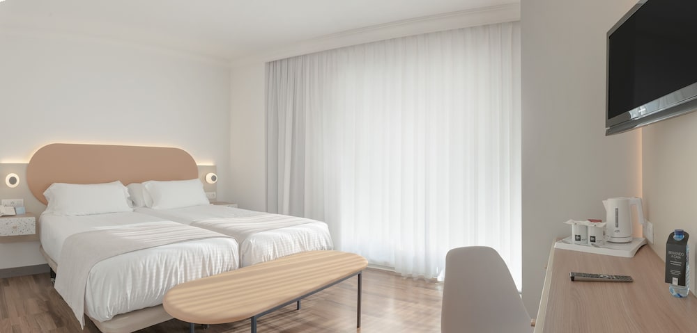 Фото Hotel Rh Victoria Benidorm