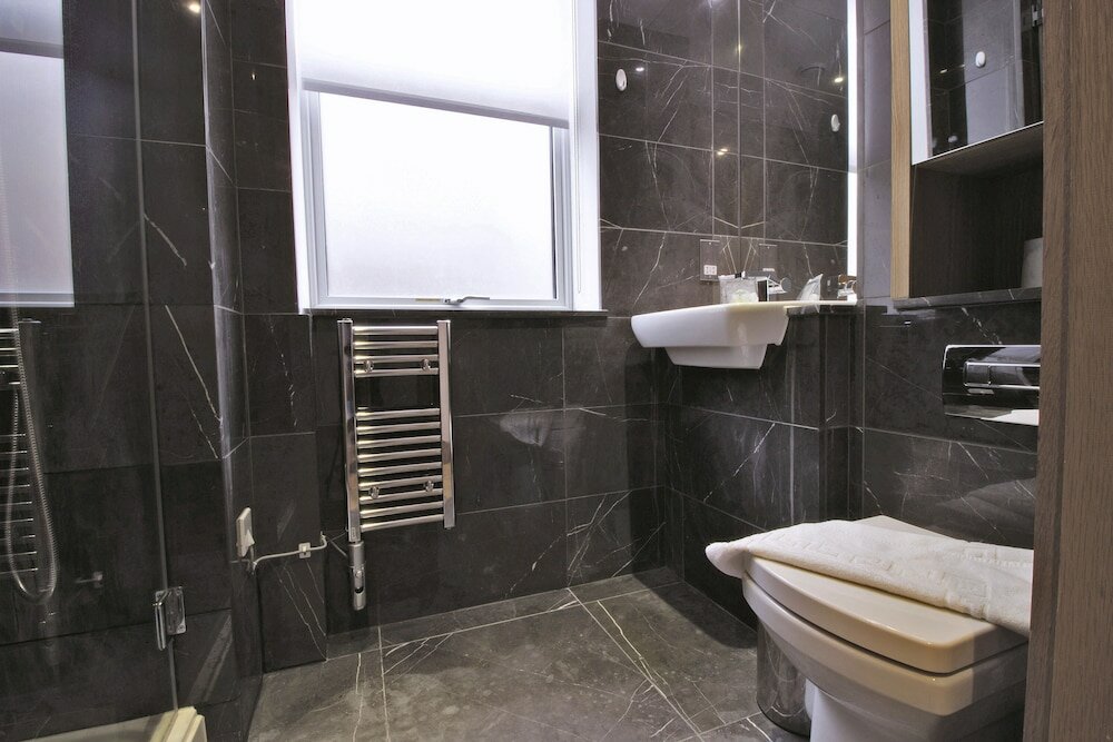 Фото Red Lion Court by Servprop