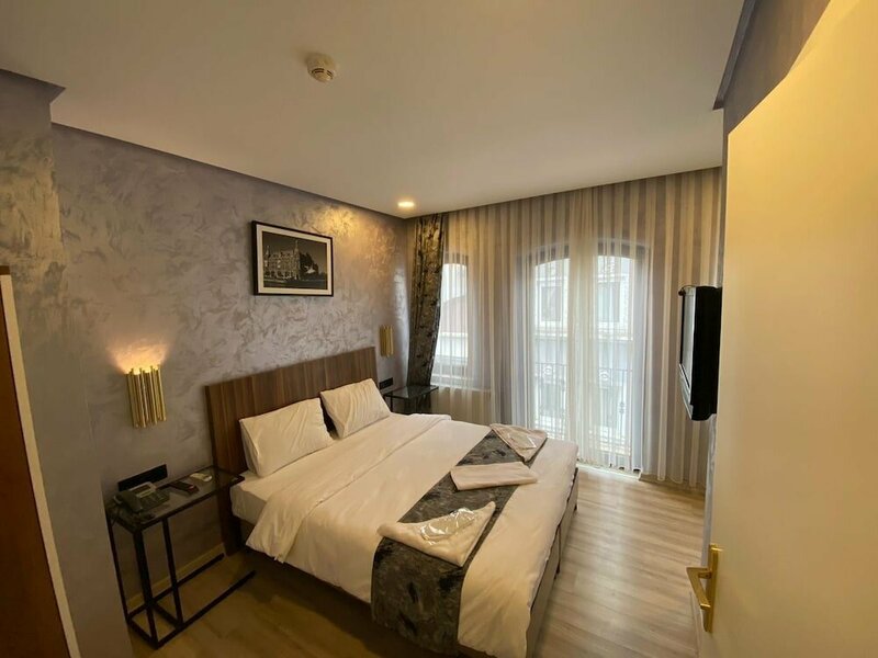 Гостиница Alyon Suite Hotel в Бейоглу