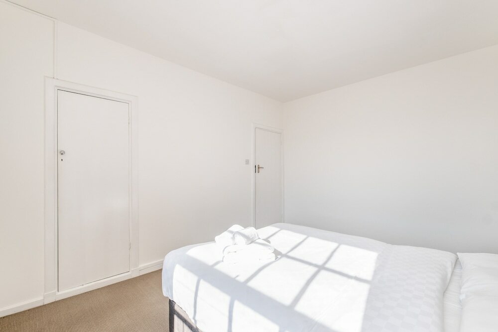 Фото Gorgeous Apartments Pimlico