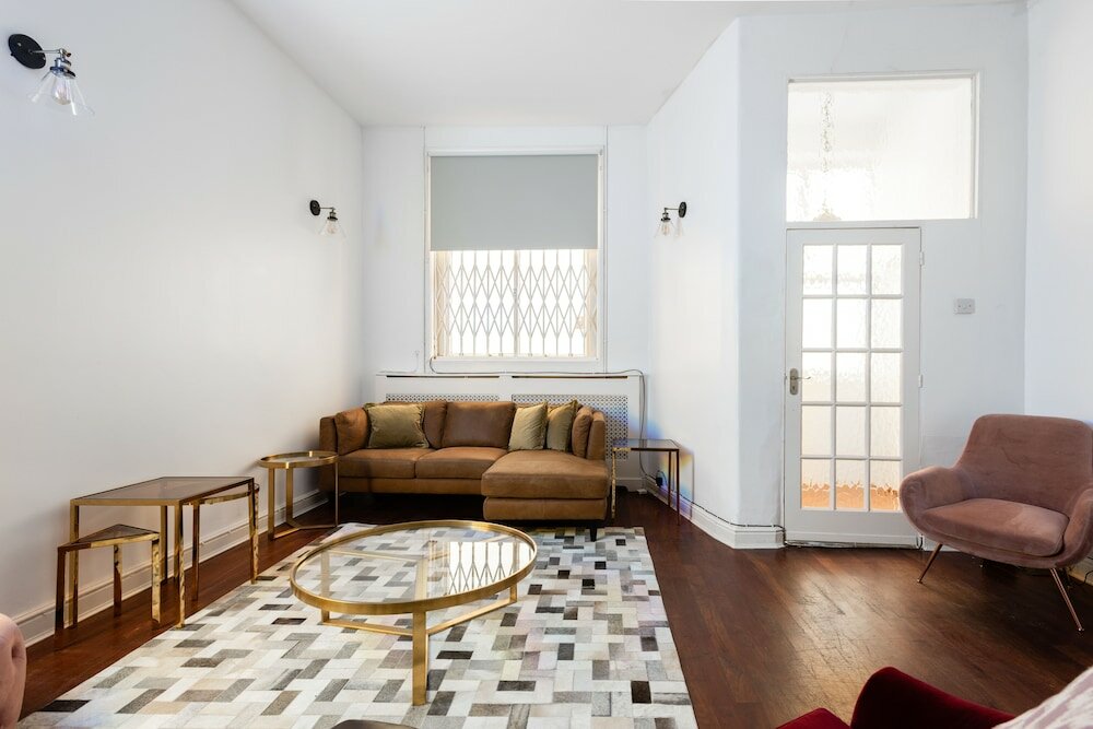Фото The South Kensington Mews - Lovely & Bright 5bdr Kensington Mews