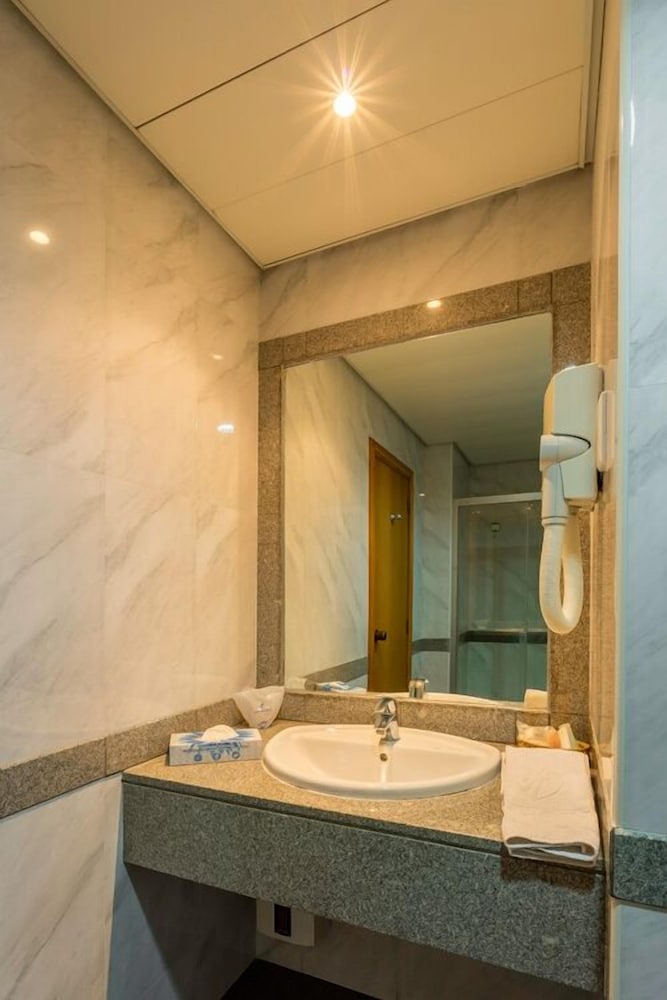 Фото VIP Executive Suites Maputo Hotel