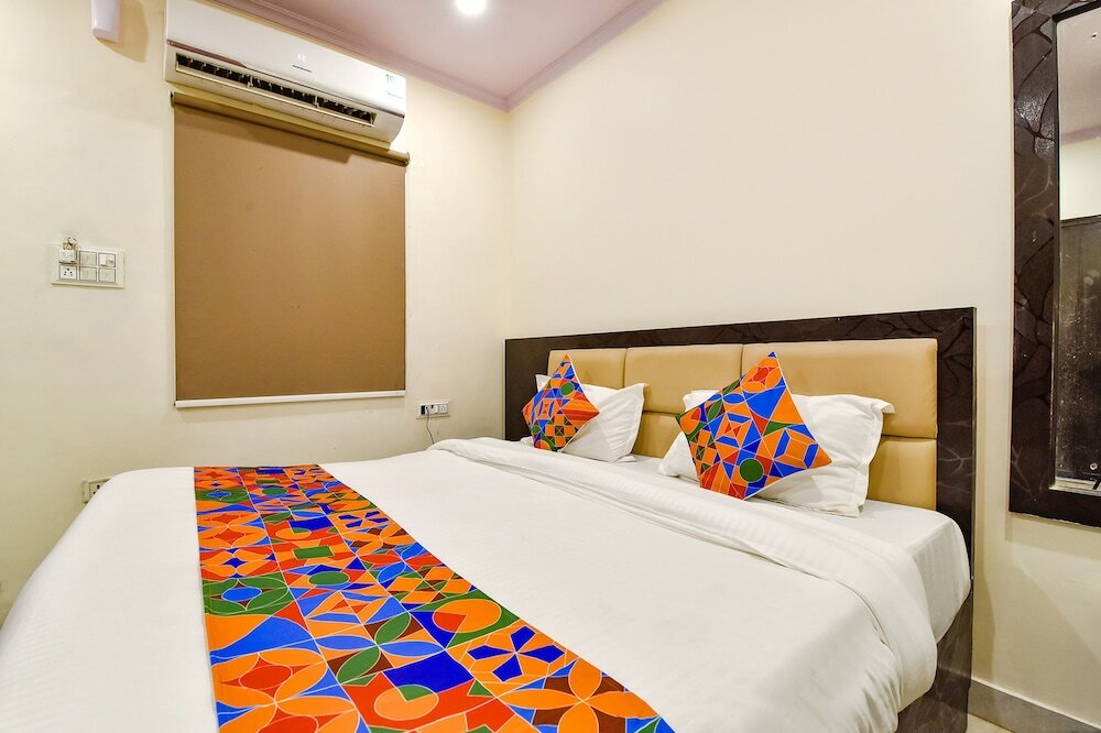 Фото Fabhotel Golden Leaf II