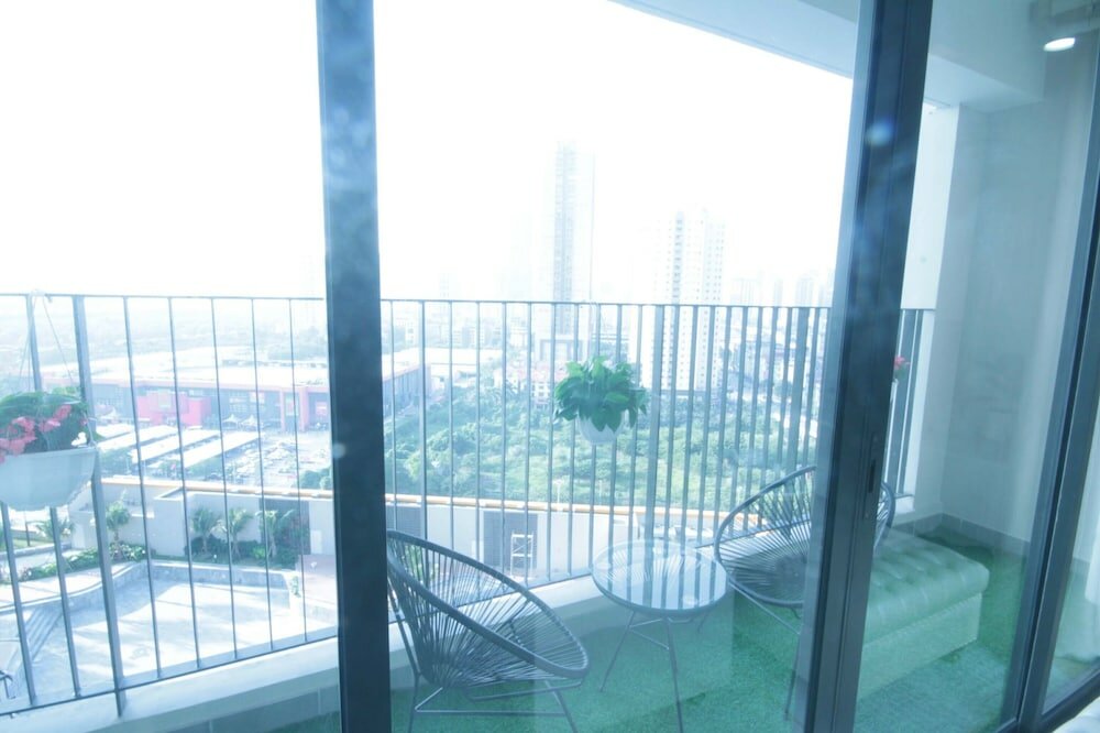 Фото Bayhomes D'Capitale Serviced Apartment