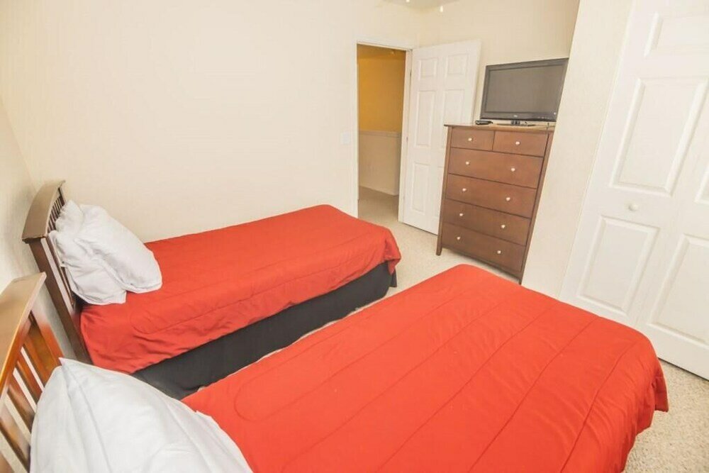 Фото Lin's Villas at Seven Dwarfs Condo