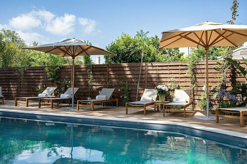 Гостиница Hotel Lou Cagnard в Сен-Тропе