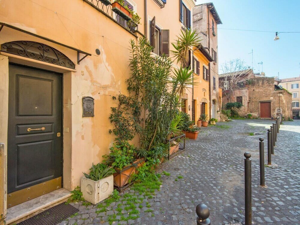 Фото Sofia alla VII coortein trastevere