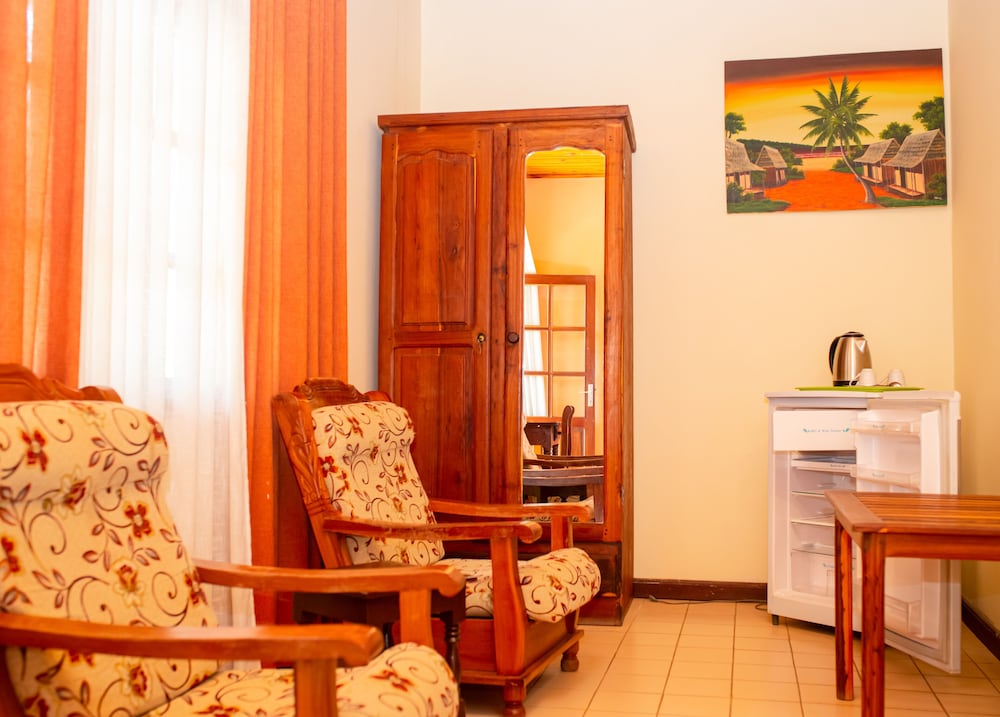 Фото Victory Hotel & Restaurant Tulear