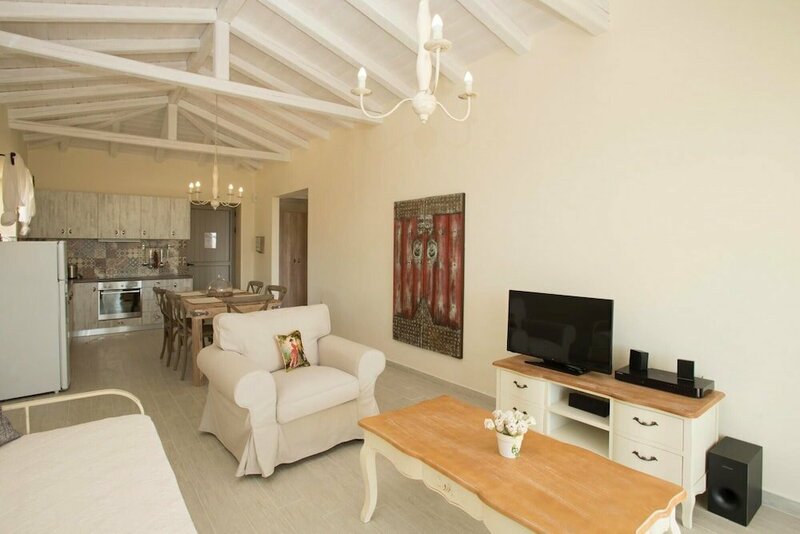 Гостиница One Bedroom Villa - Lilly