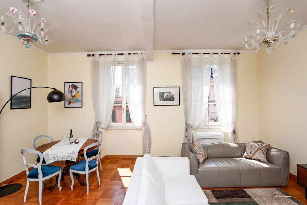 Фото Wonder Vatican Family