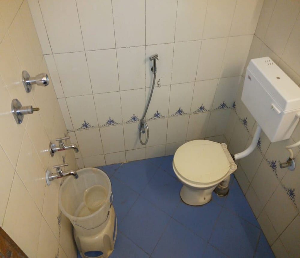 Фото Hotel Shivaals Residency