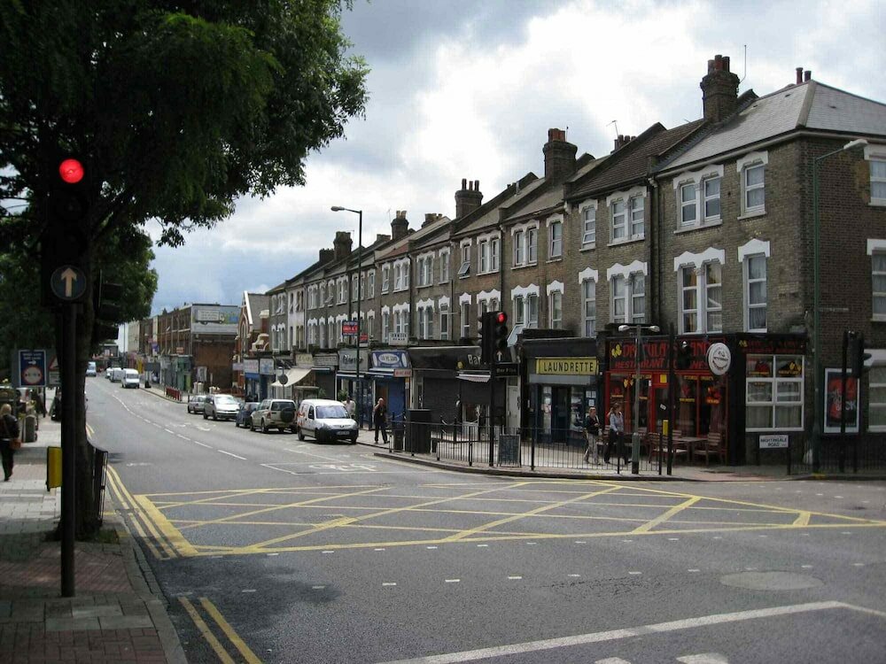 Фото R1 Medium Studio