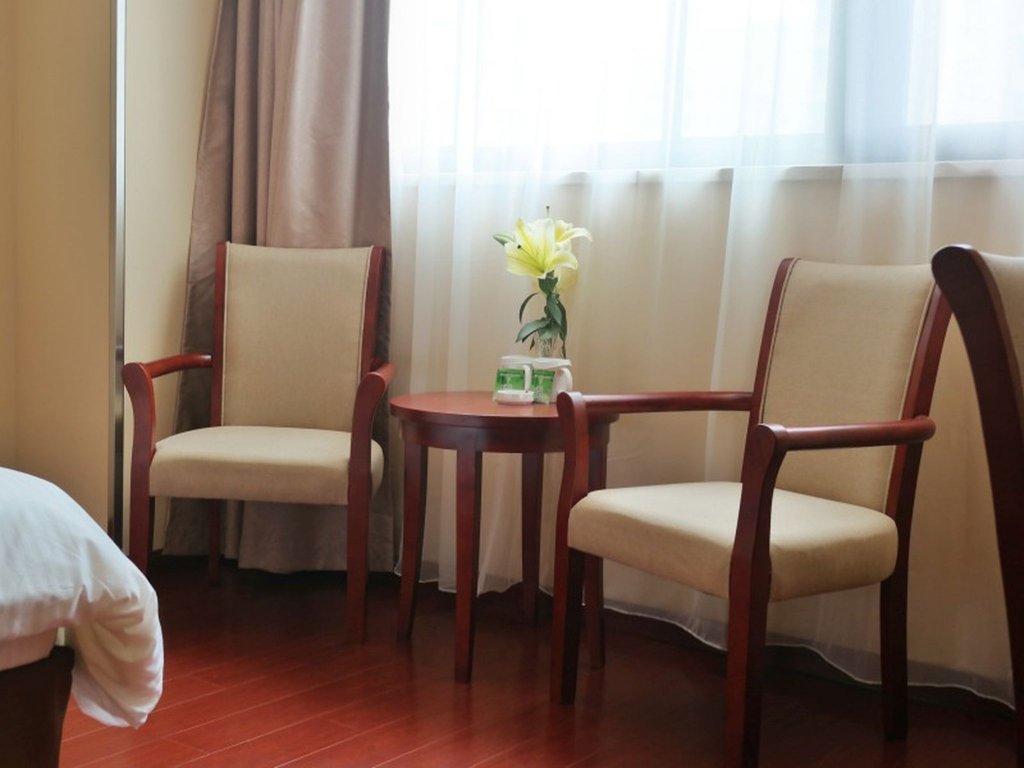 Фото GreenTree Inn ShangHai ZhouPu Town XiuPu Road Business Hotel