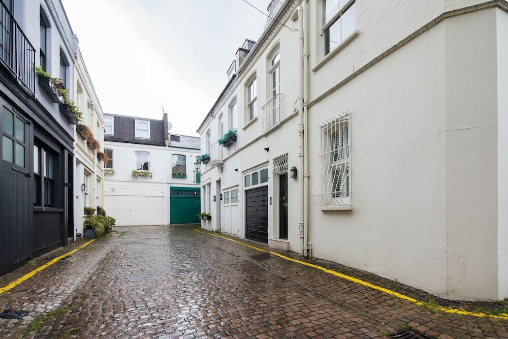 Фото Cornwall Gardens by Lime Street