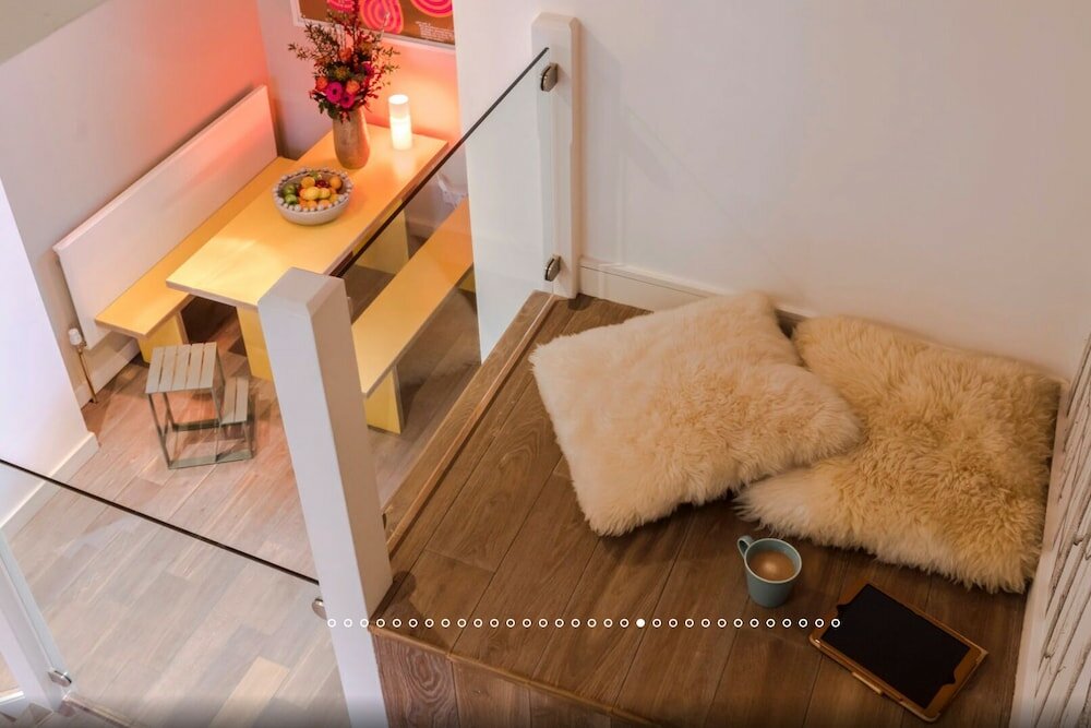 Фото Neon Dream Playfull 2 bedroom