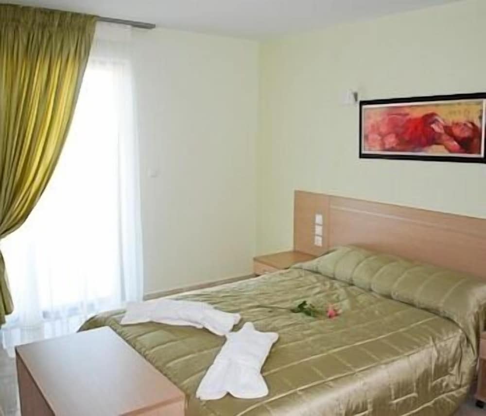 Фото Hotel Eleana