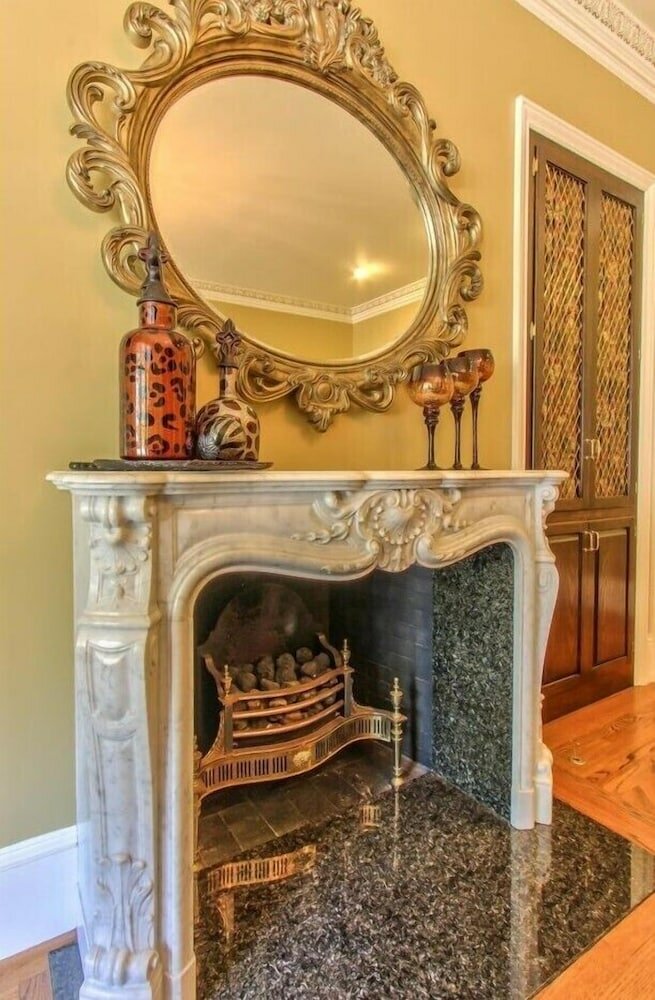 Фото Lx33: Luxury Vacation Villa On Pebble Beach With Pool