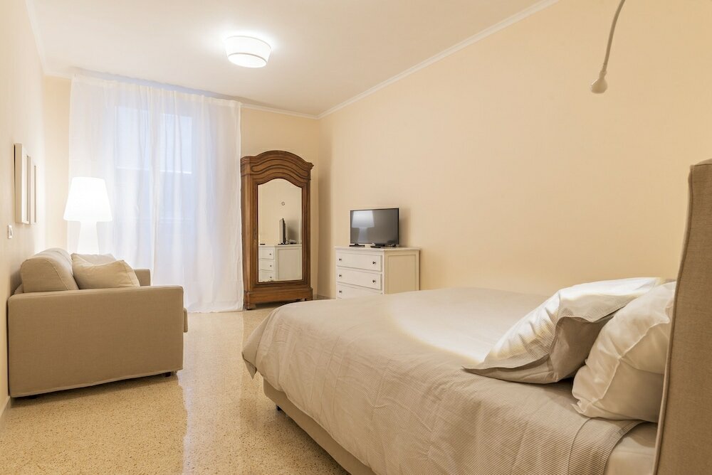 Фото Campo De' Fiori Central Flat