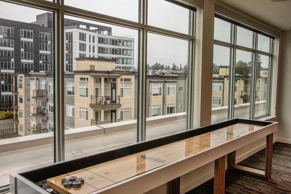 Фото Domicile Suites at Venn on Main