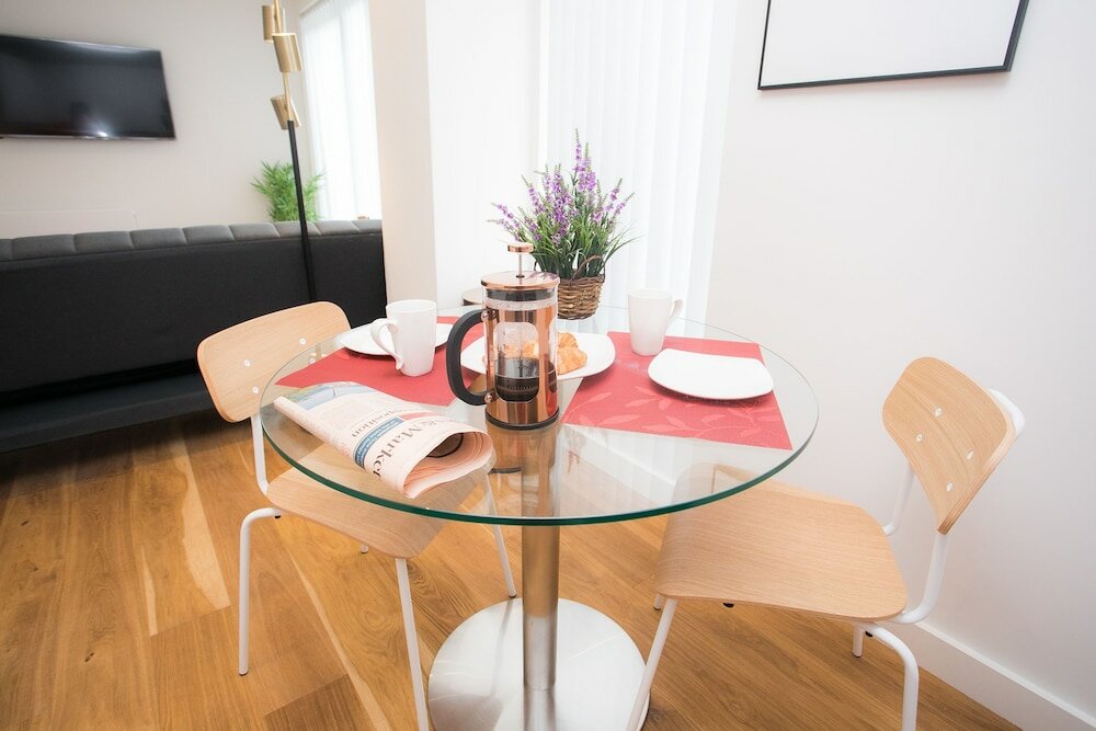 Фото Moonside - Stunning Angel Apartments