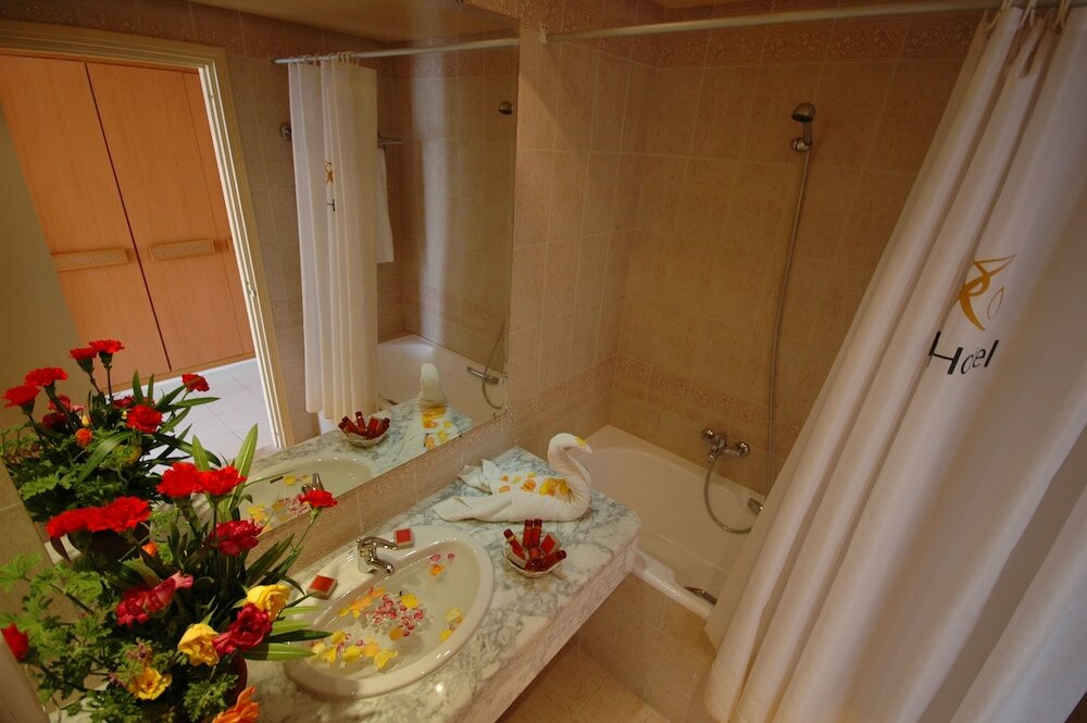 Фото Iris Djerba Hotel & Thalasso