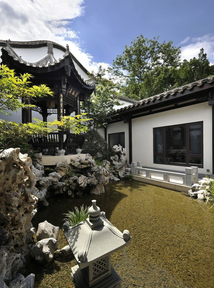 Фото San Po Hotel