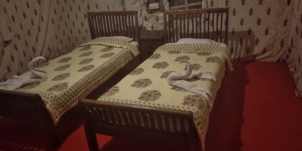 Фото White rann camp resort