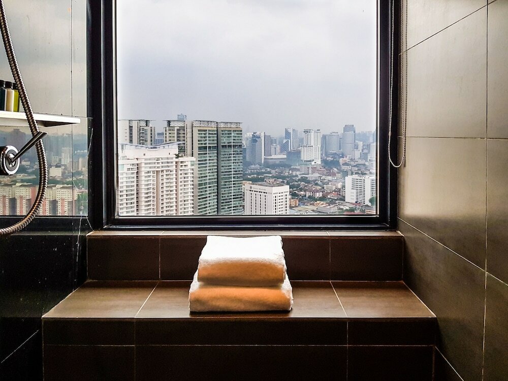 Фото Expressionz Professional Suites Wodages