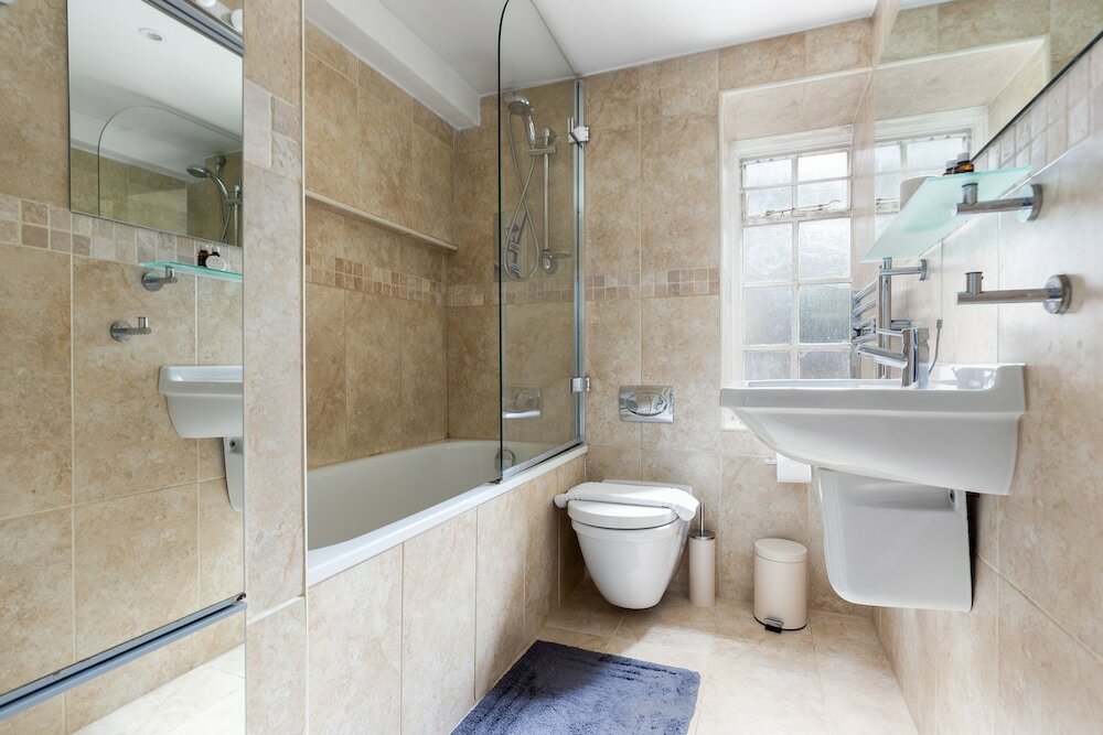 Фото The Abbey Road Apartments