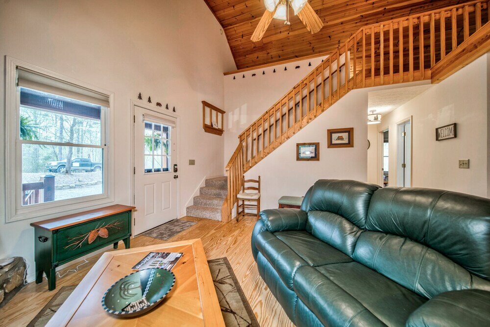 Фото Leisure Bear Lodge