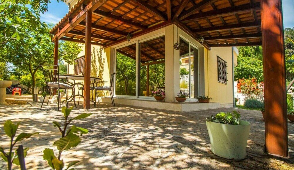 Фото Mana - 250 m From sea - A1