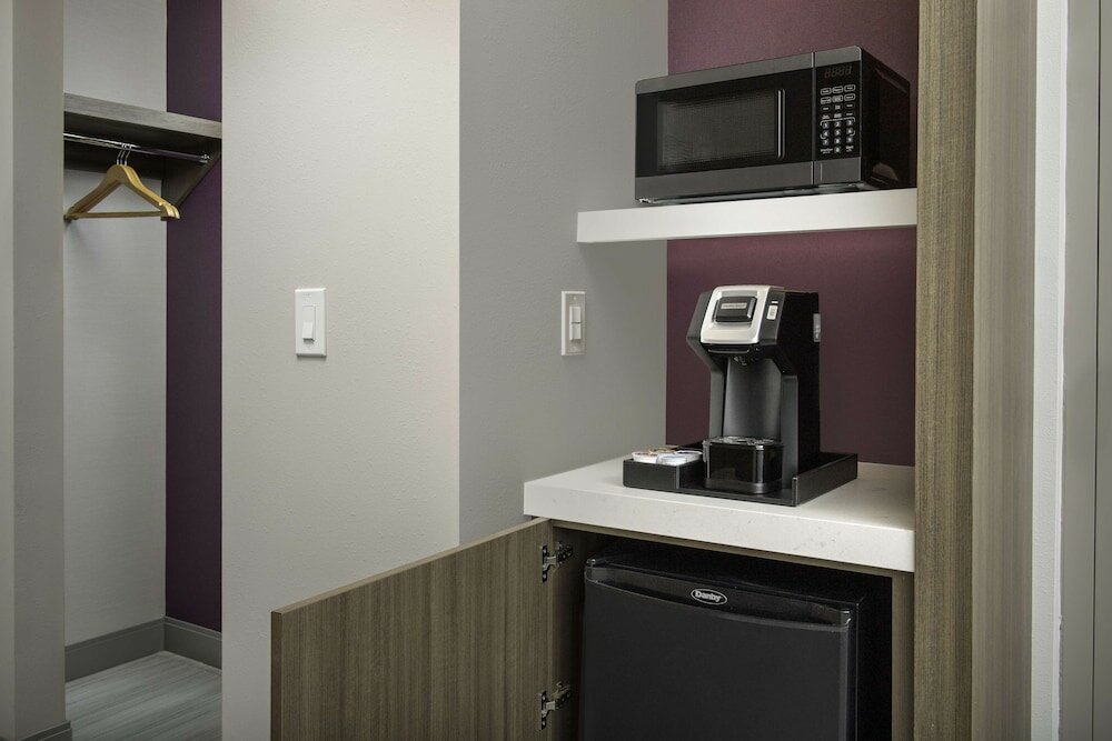 Фото Hilton Garden Inn Pensacola Downtown