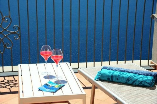 Гостиница Amalfi Blu Retreat
