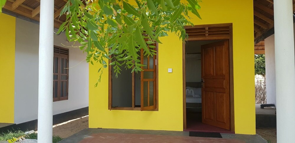 Фото Exotic Beach Hotel