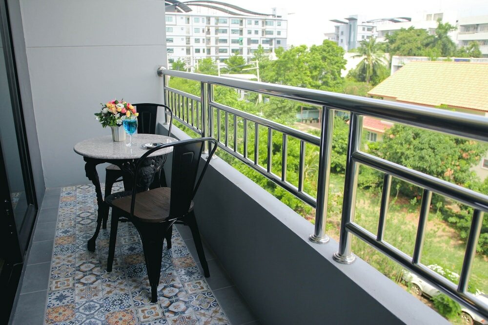 Фото Chunlee Grand Hotel