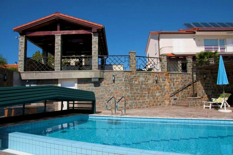 Гостиница Pool Apartment Debeli Rti 3
